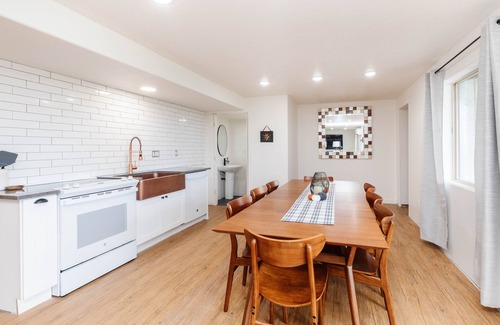 Wellsville Other | Modern Farmhouse Apartment, The Beehive