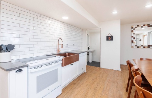Wellsville Other | Modern Farmhouse Apartment, The Beehive