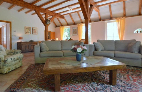 Emst House | Modern farmhouse in Emst with a beautiful terrace and garden