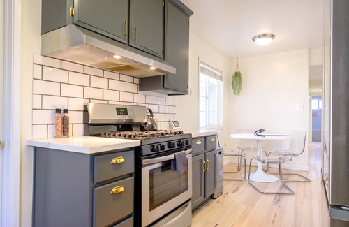 Sacramento House | Modern Farmhouse near Downtown & American River