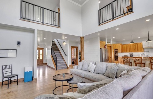 Corvallis Other | Modern Farmhouse Three Bears Getaway