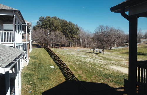 Cookeville House | Modern Farmhouse with Golf Course Views