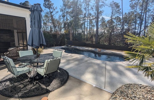 Grovetown House | Modern Farmhouse with Pool Oasis 10 miles from Augusta National