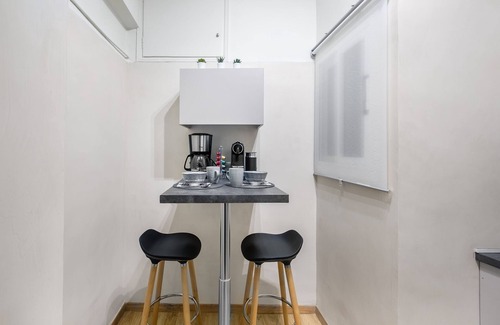 Makrigianni Apartment | Modern flat in the grounds of Acropolis monuments -Armonia-