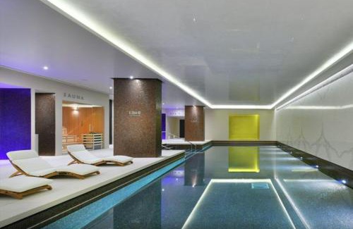 Whitechapel Apartment | Modern Flat With Spa & Gym In Prime Location