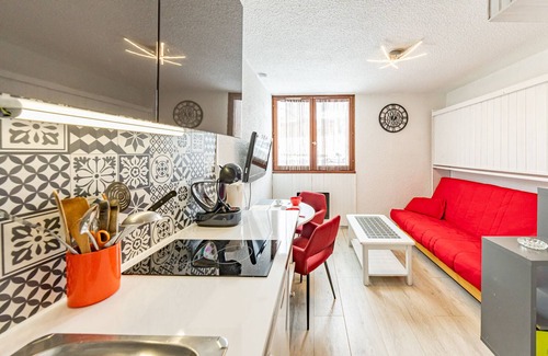 Montgellafrey Apartment | Modern studio for 2 near slopes