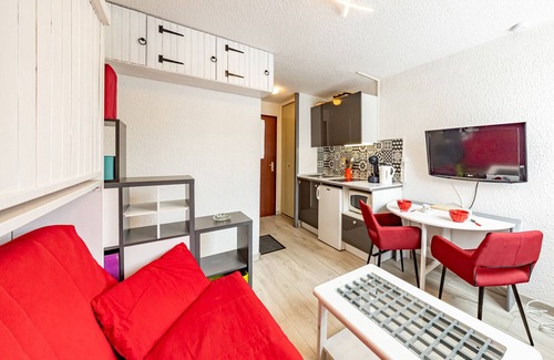 Montgellafrey Apartment | Modern studio for 2 near slopes