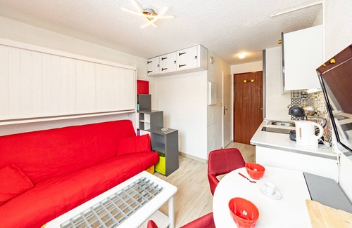 Montgellafrey Apartment | Modern studio for 2 near slopes