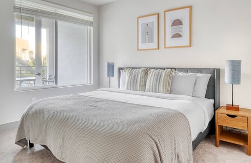Fremont Apartment | Modern Fremont 1BR w/ Gym, Pool & W/D, nr BART, by Blueground