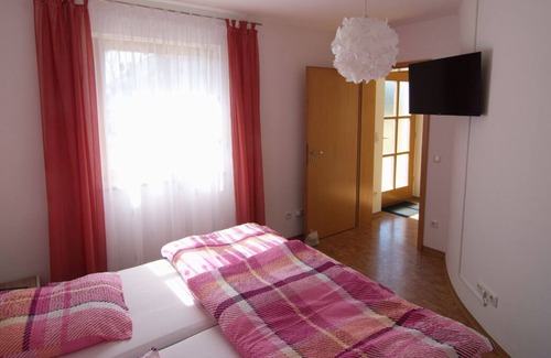 Seulbitz Apartment | Modern furnished 2-room apartment on the outskirts