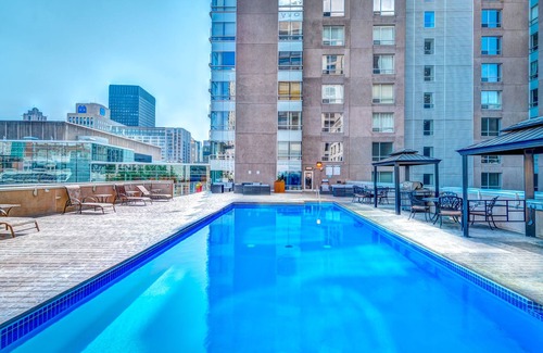 Ville-Marie Apartment | Modern Furnished Loft Apartment- Old Port Montreal