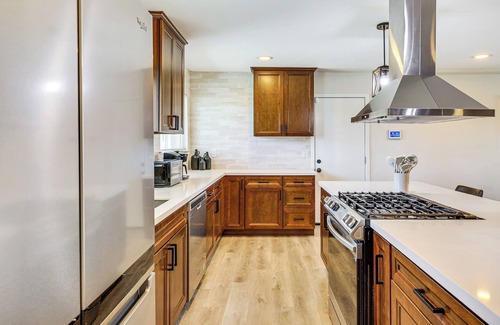 Lakeside House | Modern Gem w/Outdoor Oasis: 5 Mi to Lake Jennings