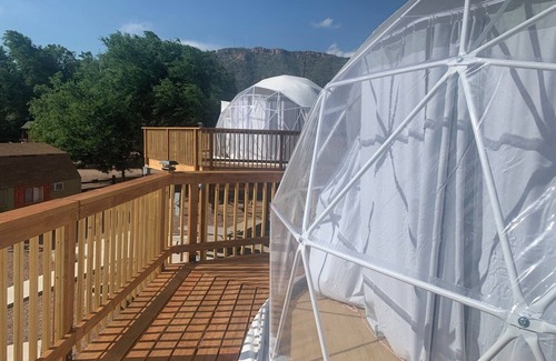 Canon City RV Rental | Modern Glamping Dome Mountain View Deck Near Downtown Cañon City