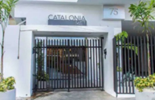 Yolanda Morales Apartment | Modern great location 1-bedroom apt with AC, fitness room, WiFi in Santo Domingo