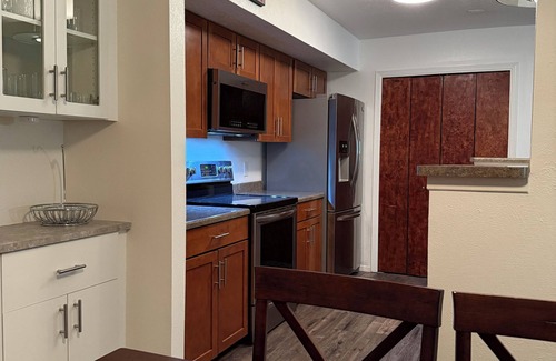 Sandia Heights South House | Modern Haven with Epic Views & Trail Access