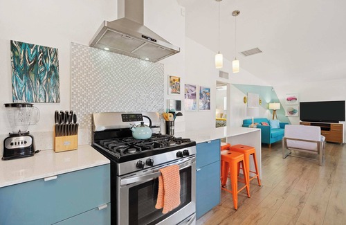 Palm Springs House | Modern Heart Oasis Su