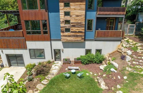 East End - Valley Street House | Modern Hideaway: Stylish Downtown Asheville Retreat with Soaring Ceilings