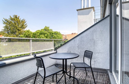 Hietzing Apartment | Modern Hietzing 1BR w/Community Garden & Private Terrace, by Blueground