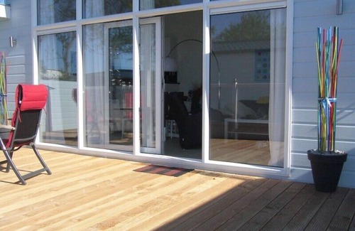 Buren Ski Chalet | Modern! High Value! That makes your holiday fun!