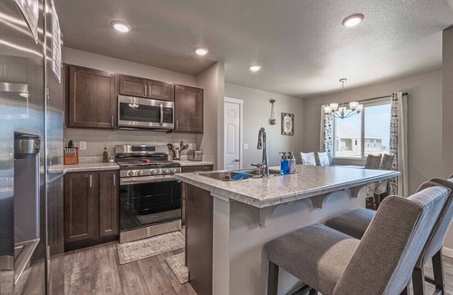 Rapid City Apartment | Modern Hills Home and Hot Tub