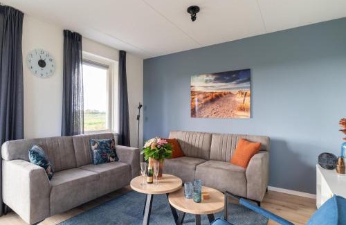 Scherpenisse House | Modern holiday home by the sea with sauna