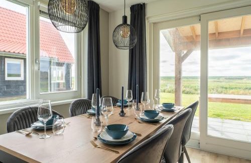 Scherpenisse House | Modern holiday home by the sea with sauna