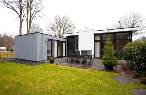 Noordoostelijk van Schaarsbergen House | Modern holiday home in a holiday park