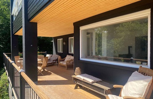 Sandkaas Villa | Modern holiday home with exceptional sea views