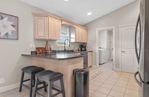 Rapid City Apartment | Modern Home-Garage-Scenic Patio