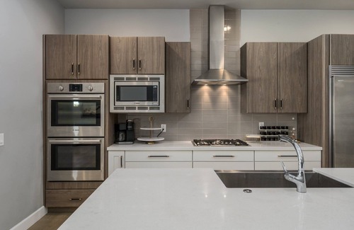 Camelback East House | Modern Home | Impressive Backyard | Heated Pool