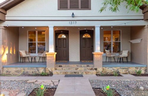 Governmental Mall Condo | Modern Home in Heart of Downtown Phoenix: Unit D