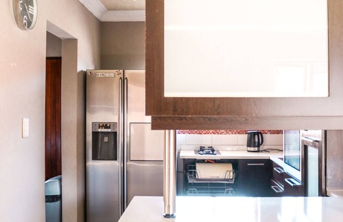 Moreleta Park House | Modern home in Pretoria