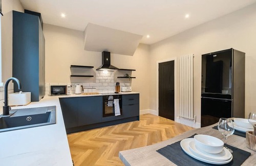 Manchester House | Modern Home Near City Ctre Etihad Co-op Arena