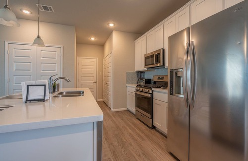 Converse House | Modern Home Near Randolph AFB