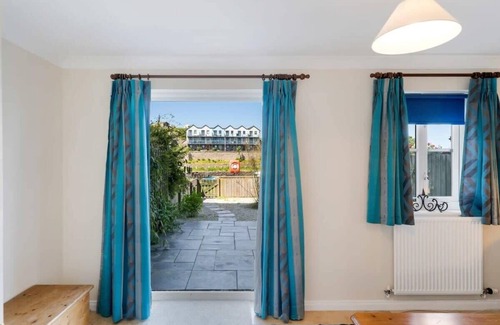 Turnchapel House | Modern Home on the Water, Plymouth