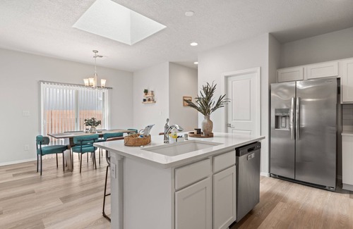 Mesa Del Sol Innovation Park House | MODERN HOME W/3BR NEXT TO AIRPORT & NETFLIX