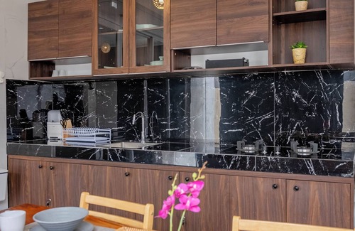 Kampial House | Modern Home w/Private Pool Close to City Center and Nature