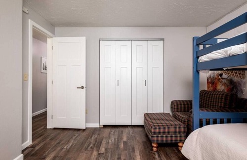 Moran Prairie Apartment | Modern Home with a Garage in a Great Neighborhood