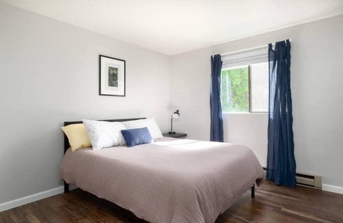 Moran Prairie Apartment | Modern Home with a Garage in a Great Neighborhood