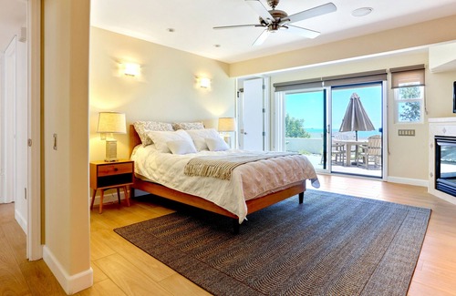 Del Mar Heights House | Modern Home with Ocean View | Furnished, King Bed, Wi-Fi, Secure