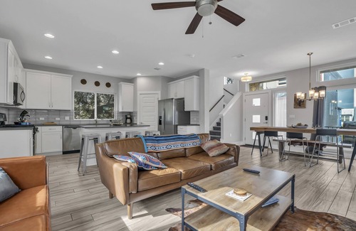 Parker Lane House | Modern Home with pool downtown (30 day plus)
