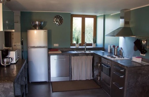 Lingreville Cottage | Modern house in Lingreville with enclosed garden