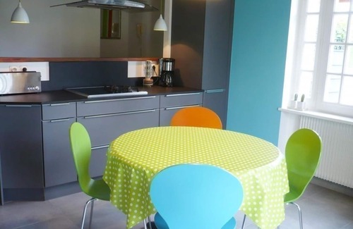 Renaison Cottage | Modern house with large garden and fireplace in Renaison