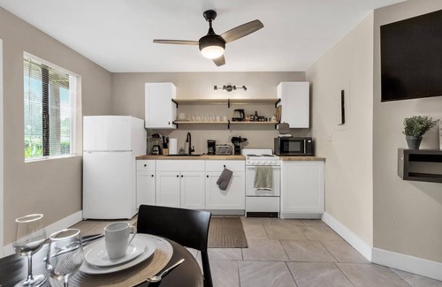 Huntsville Apartment | Modern Huntsville Studio: Downtown & Park Access