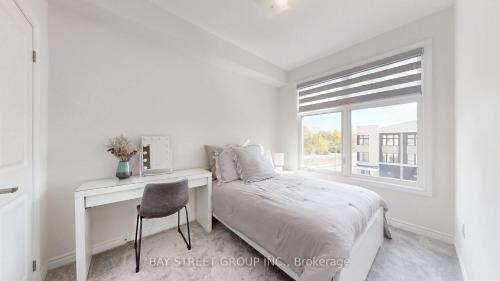 Gormley House | Modern in Richmond Hill