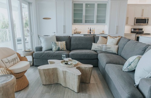 Key Colony Beach House | Modern Island Luxury | 4 En-Suite Masters, 6 BA, Pool, Dock & Outdoor Oasis