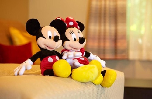 Anaheim Resort Hotel | Modern King Stay in Anaheim | Near Disneyland & Convention Center!