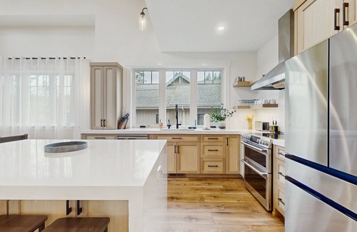 Dover Bay House | Modern lake house w/wetland view - walk to lake & beach