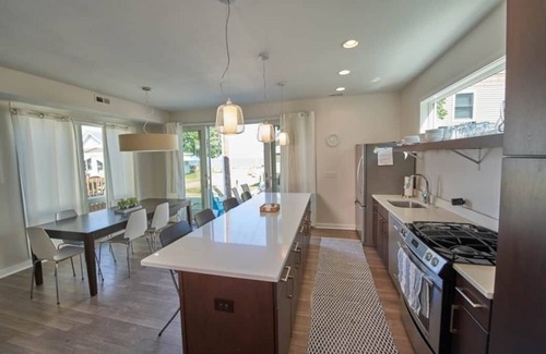 Erie Cottage | Modern Lakefront Cottage