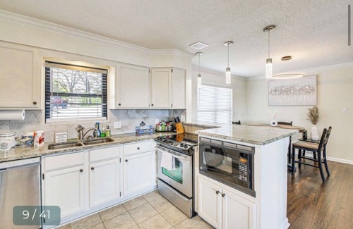 Lake Hamilton House | Modern Lakefront Propertyn